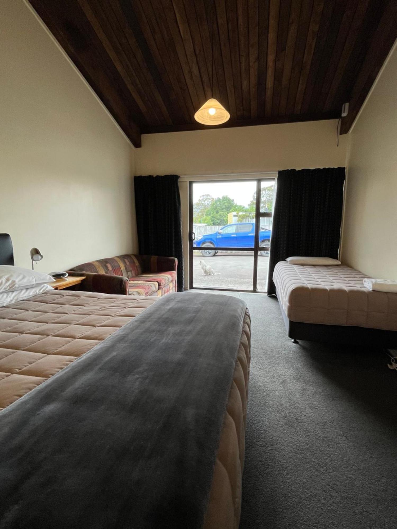 Alpine Motel Ohakune Exteriör bild