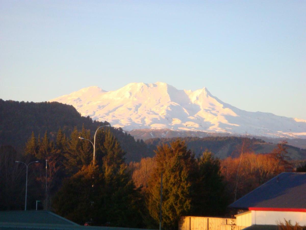 Alpine Motel Ohakune Exteriör bild